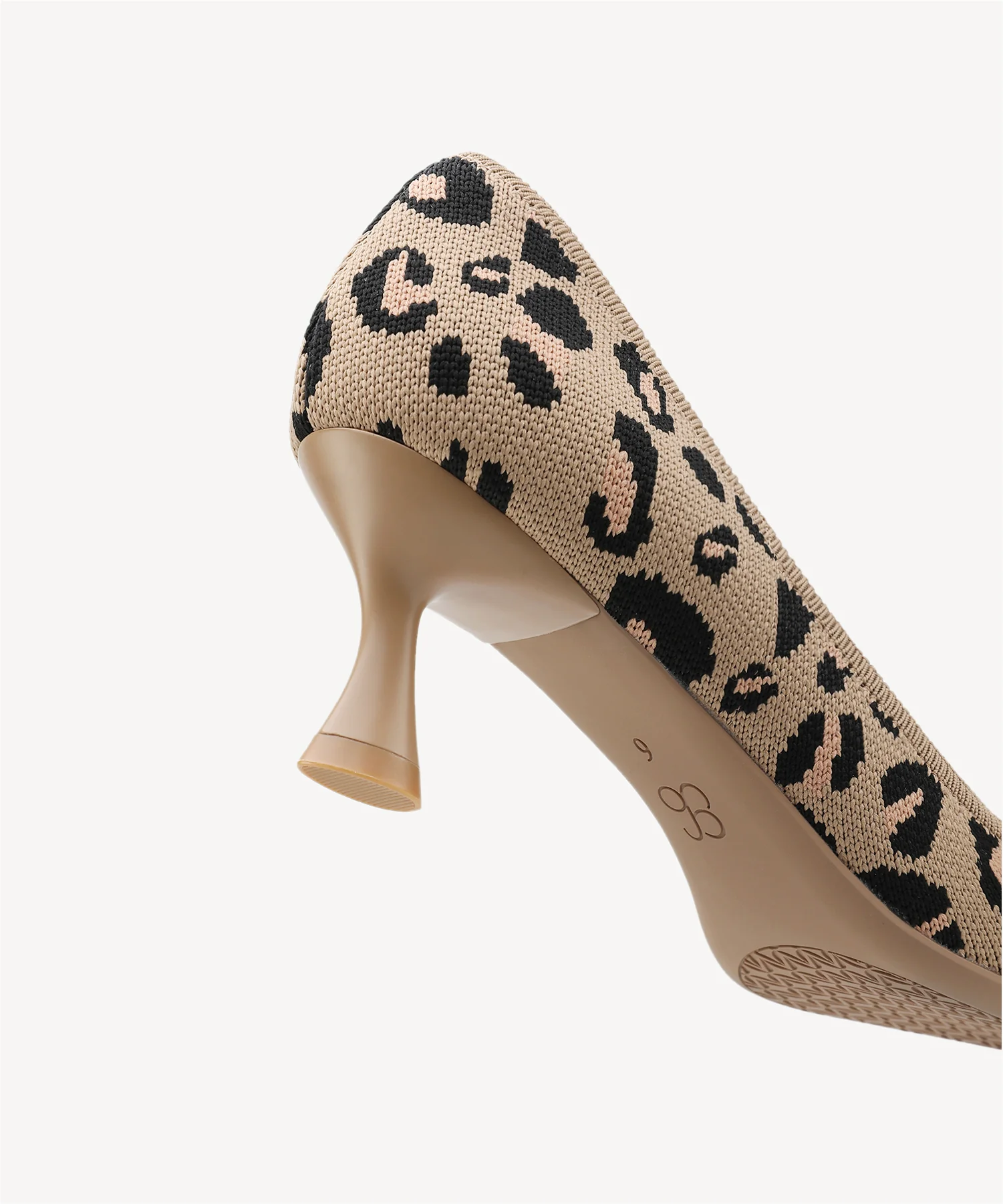 EternalPace Minimalist Stiletto Heeled Pump - Low Heeled - Image 5