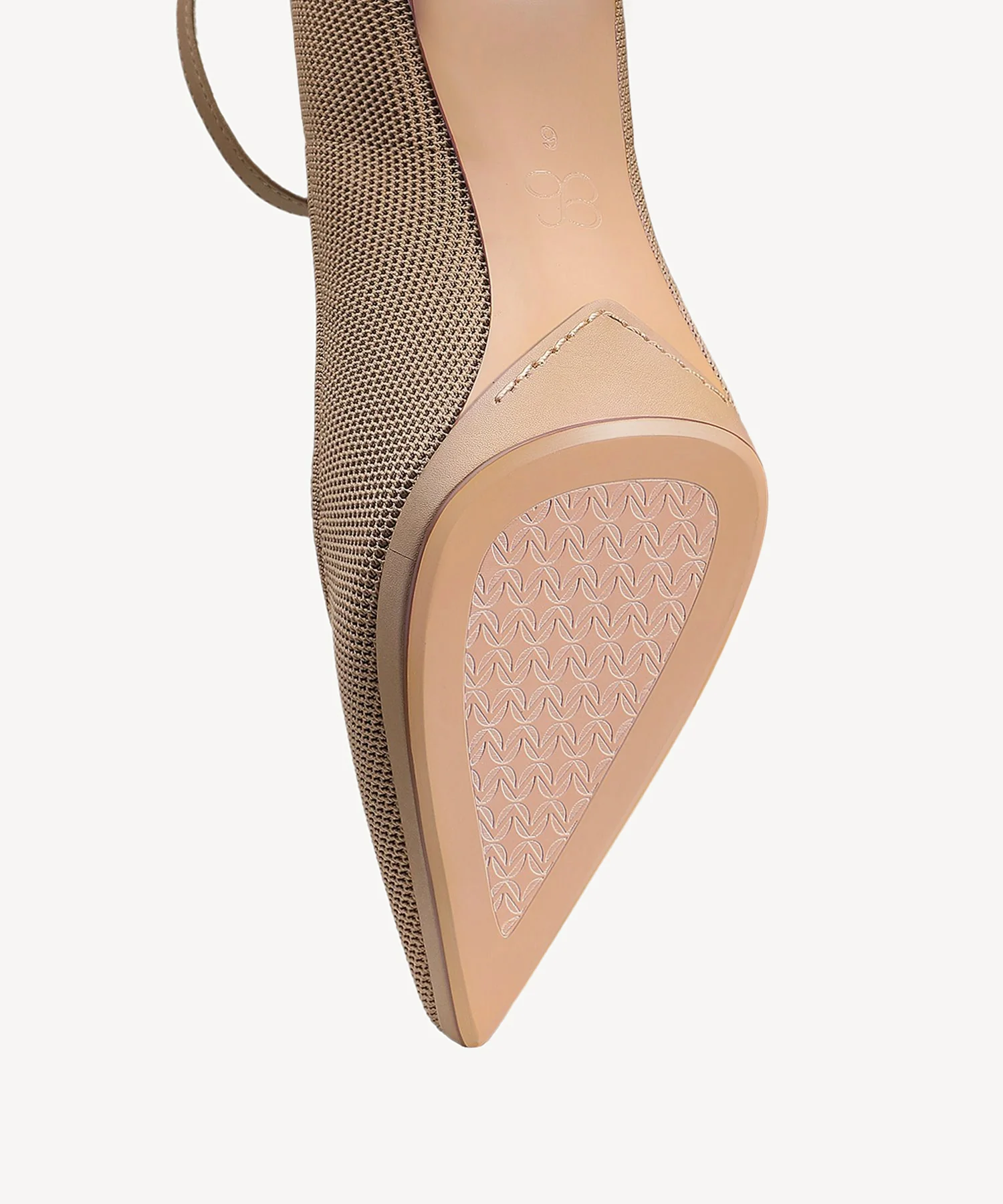 DeltaVista Pointed Toe Heeled Platform Pump - Image 12