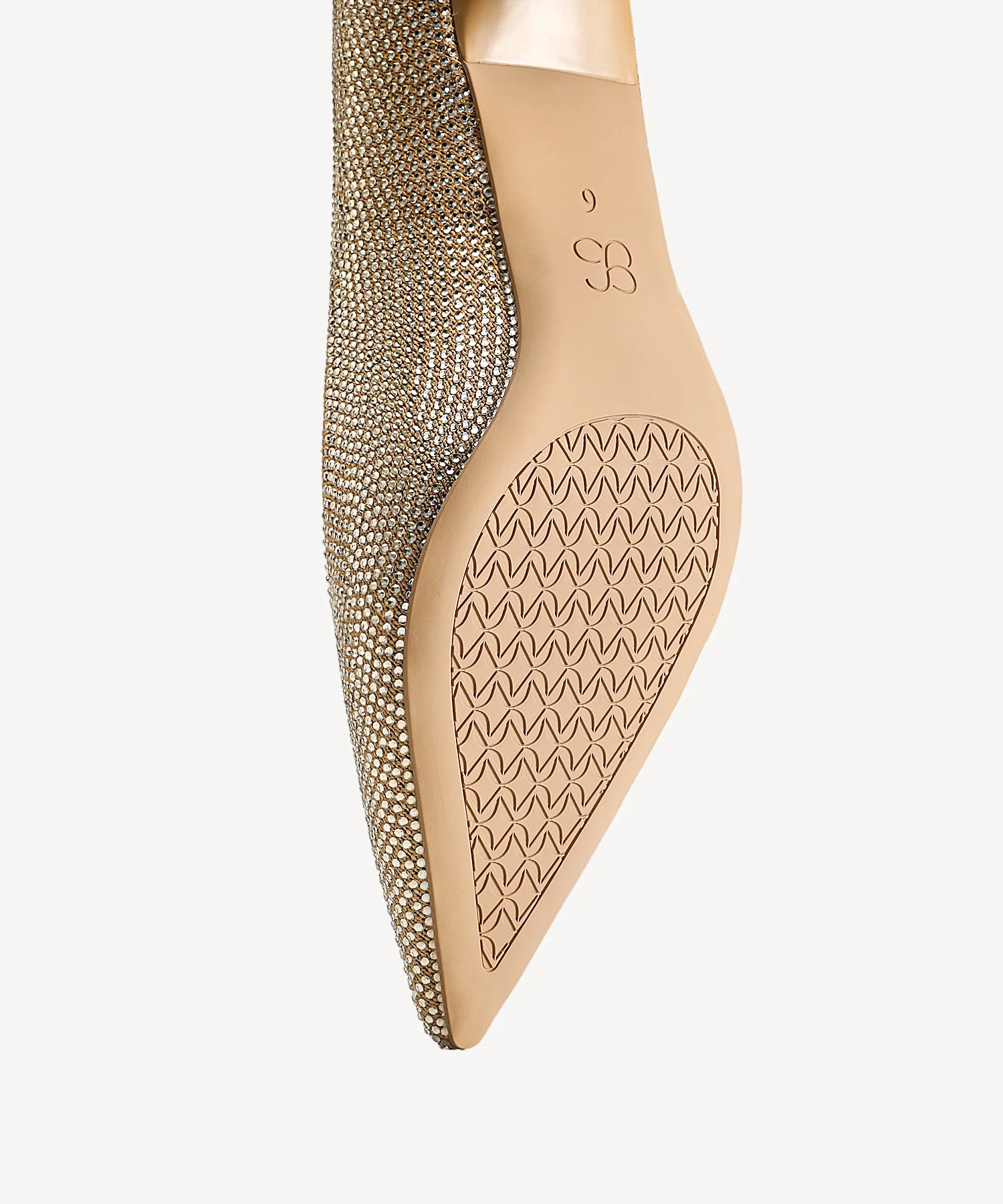 EternalPace Diamond Pointed Toe Heeled Pump - Low Heeled - Image 12