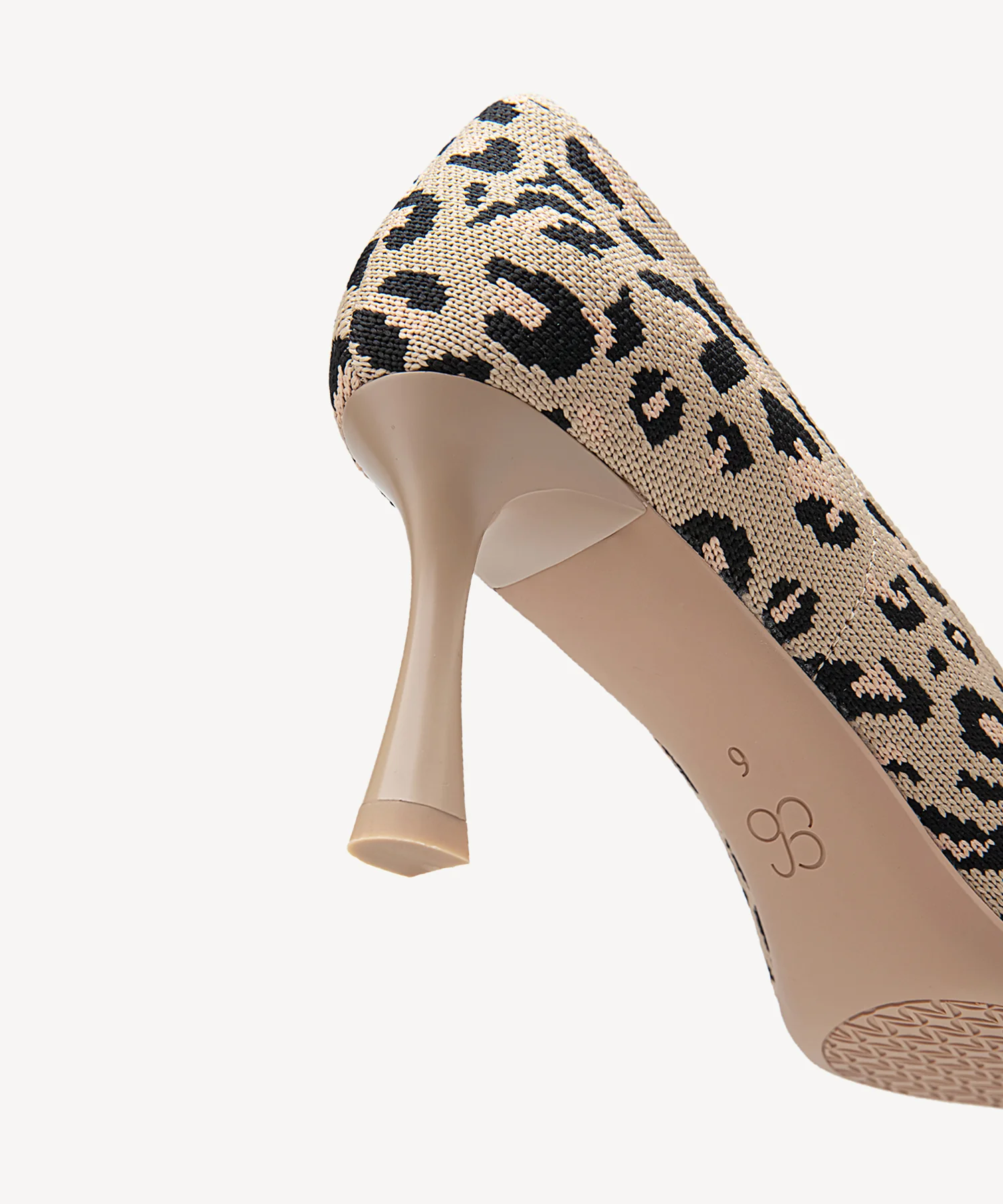 EliteLoaf Pointed Toe Heeled Pump - Image 26