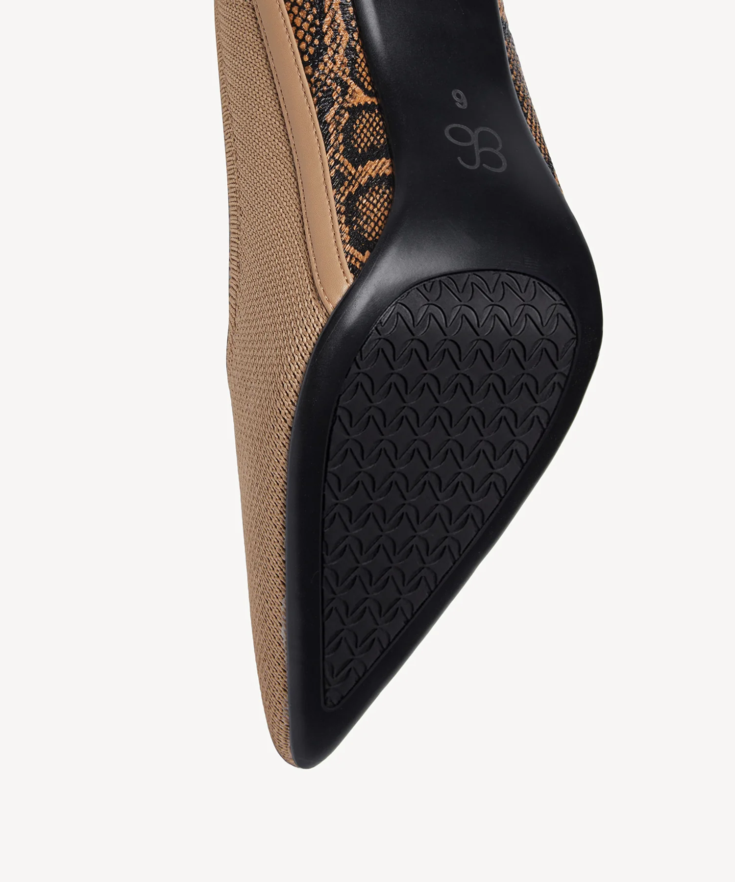 SerpentChic Pointed Toe Heeled Pump - Image 13