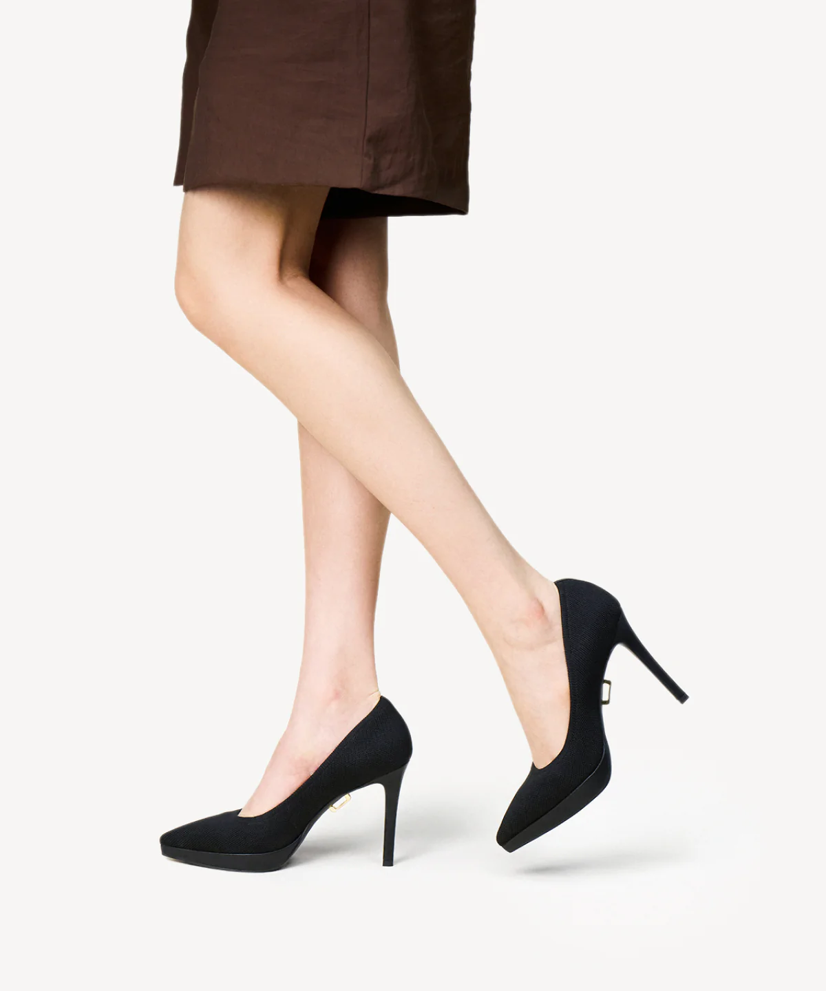 StyleFlex Pointed Toe Heeled Platform Pump - Image 15