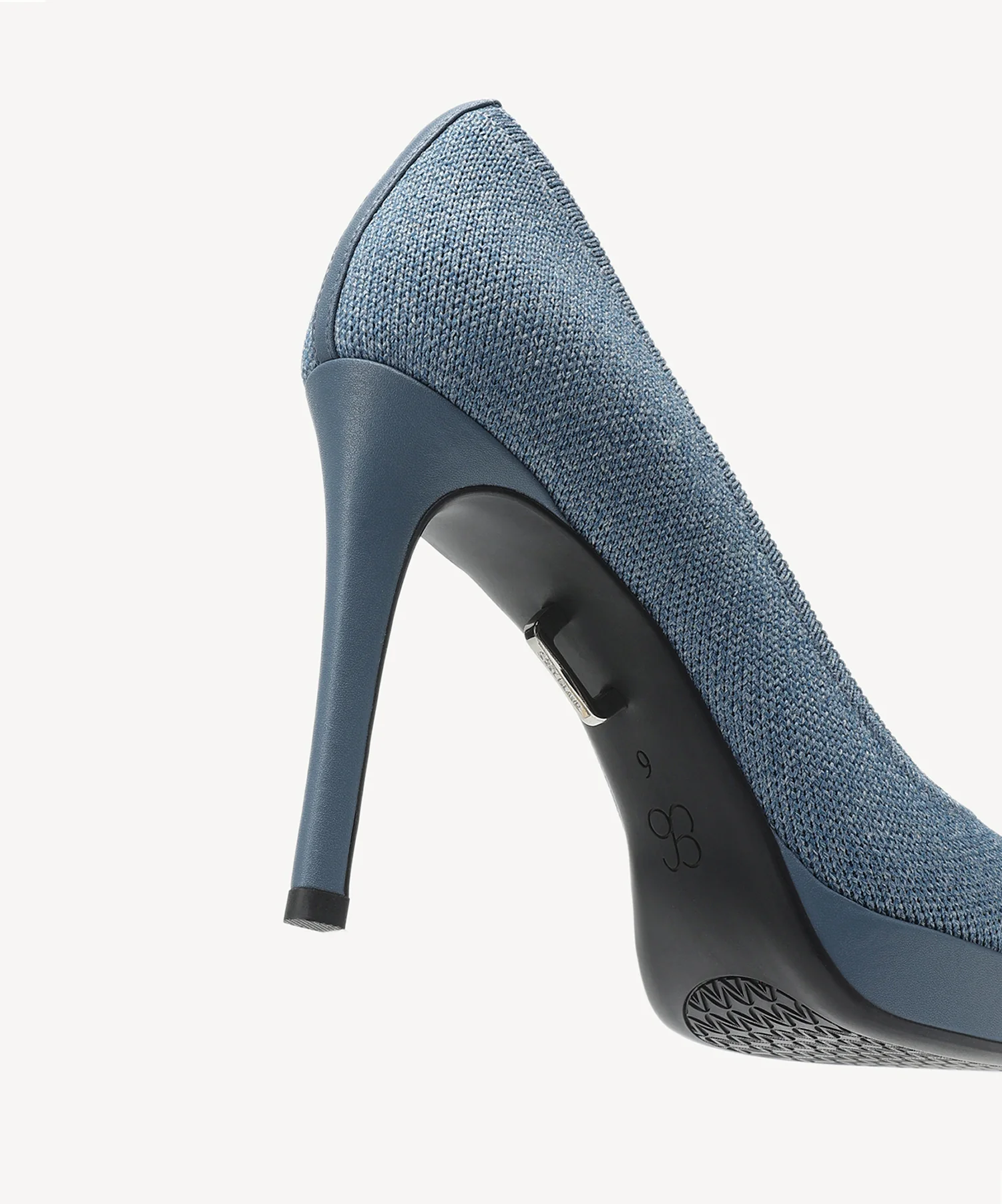 StyleFlex Pointed Toe Heeled Platform Pump - Image 49